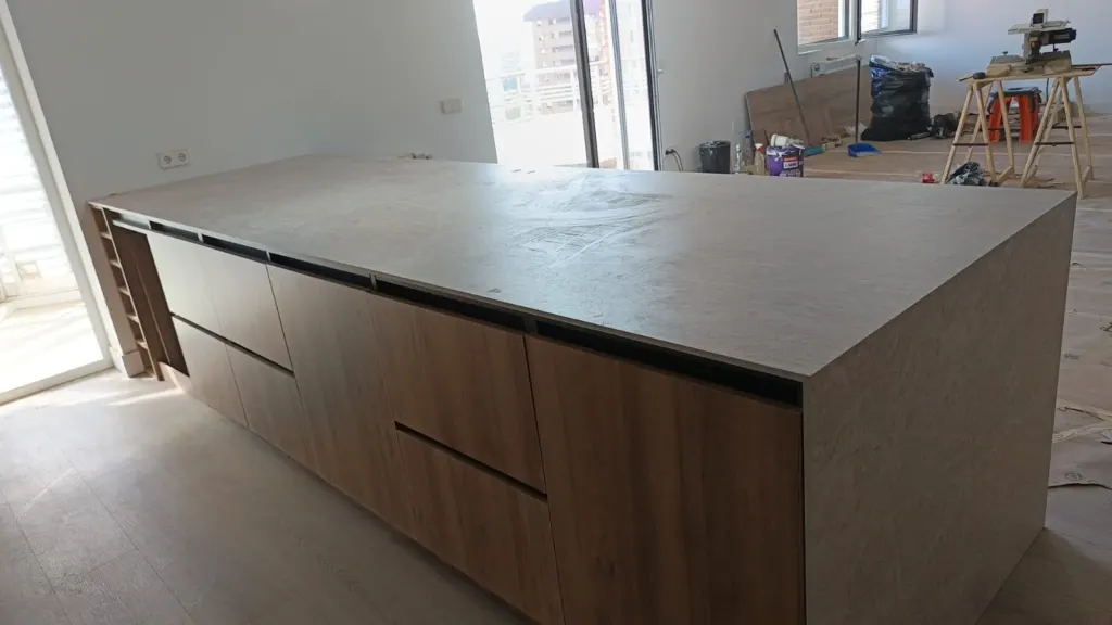 Proyecto integral a medida en melamina egger · Madrid · CMM (11)