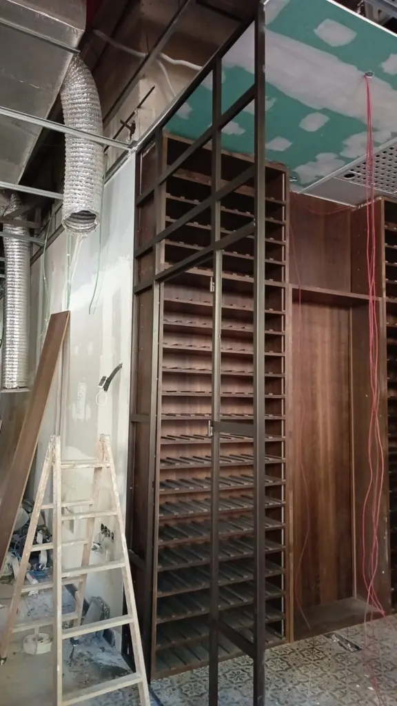 Proyecto integral a medida en roble natural · Madrid Capital · CMM (6)